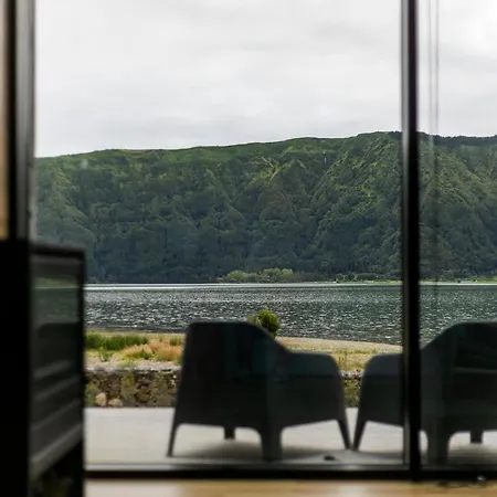 Sete Cidades - Casa Da Lagoa * Понта-Делгада